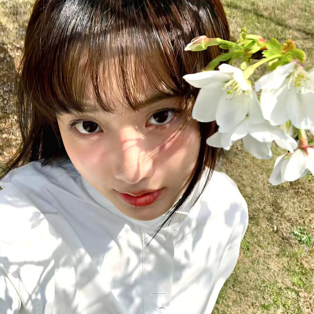 伴游女王